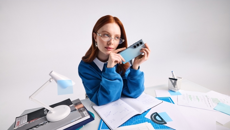 В России стартовали продажи смартфонов Tecno Camon 40