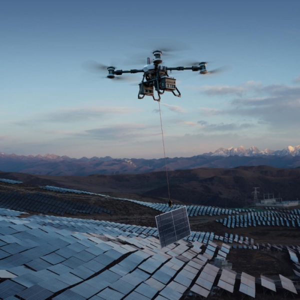 DJI выпустила грузовой дрон FlyCart 100 с грузоподъёмностью до 80 кг и передовыми системами безопасности