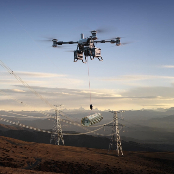 DJI выпустила грузовой дрон FlyCart 100 с грузоподъёмностью до 80 кг и передовыми системами безопасности