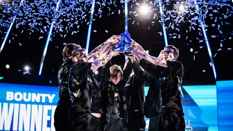 Минспорт разработал новый стандарт физподготовки киберспортсменов &mdash; сколько нужно накликать за 30 секунд, чтобы получить квалификацию