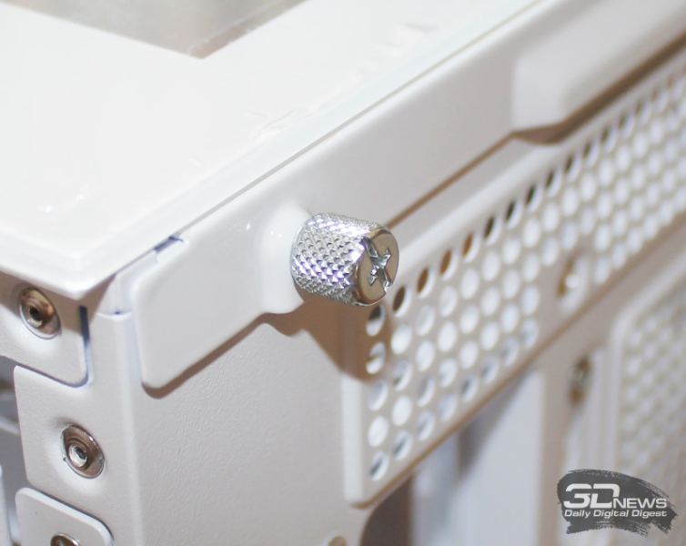 Обзор и тестирование Zalman P40 Prism White: корпус-призма