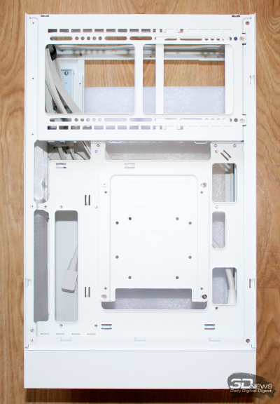 Обзор корпуса DeepCool CH270 Digital WH: почти компактный и почти вместительный