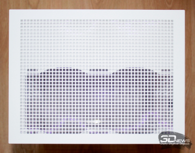 Обзор корпуса DeepCool CH270 Digital WH: почти компактный и почти вместительный