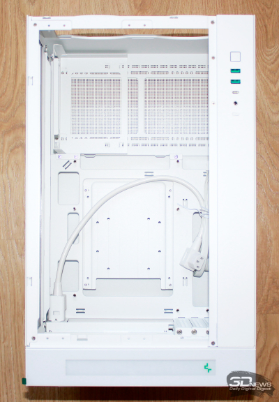 Обзор корпуса DeepCool CH270 Digital WH: почти компактный и почти вместительный