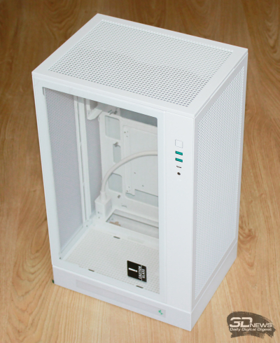 Обзор корпуса DeepCool CH270 Digital WH: почти компактный и почти вместительный