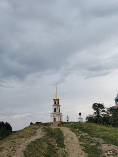 Обзор смартфона IQOO Z10: не ждите разрядки