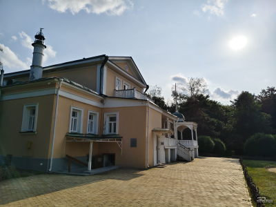 Обзор смартфона IQOO Z10: не ждите разрядки