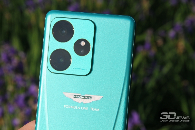 Обзор смартфона realme GT 7 Dream Edition: быстрый и дерзкий