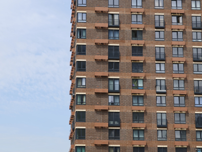 Обзор Xiaomi 15 Ultra: мощнейший камерофон, но со странностями