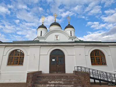 Обзор Xiaomi 15 Ultra: мощнейший камерофон, но со странностями