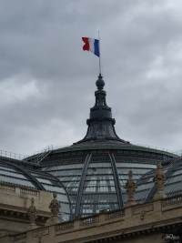 Первый взгляд на смартфон realme GT 7 Dream Edition: заряженный гонщик