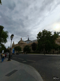 Первый взгляд на смартфон realme GT 7 Dream Edition: заряженный гонщик