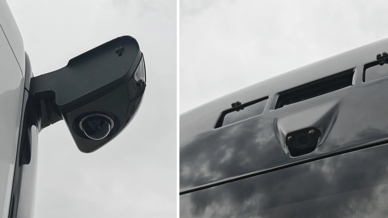 Российский беспилотный тягач Navio L5 показали живьём — без кабины, но с LED-экраном