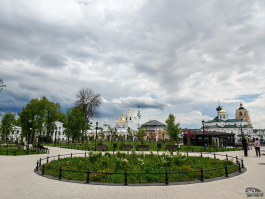 Сравнительный тест камер флагманских смартфонов (2025): Apple iPhone 16 Pro Max, HONOR Magic 7 Pro, HUAWEI Mate 70 Pro, Samsung Galaxy S25 Ultra, vivo X200 Pro, Xiaomi 15 Ultra