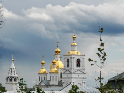 Сравнительный тест камер флагманских смартфонов (2025): Apple iPhone 16 Pro Max, HONOR Magic 7 Pro, HUAWEI Mate 70 Pro, Samsung Galaxy S25 Ultra, vivo X200 Pro, Xiaomi 15 Ultra