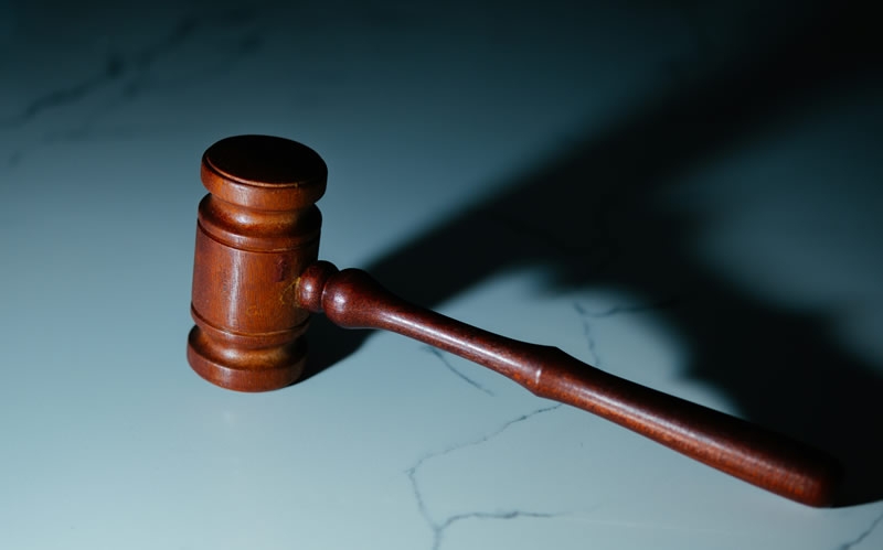 Apple оштрафовали на $110 млн за незаконное использование технологии связи 20-летней давности