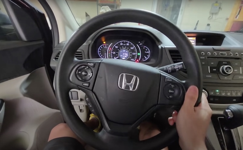 Геймер превратил Honda CR-V в игровой контроллер для Need for Speed Underground