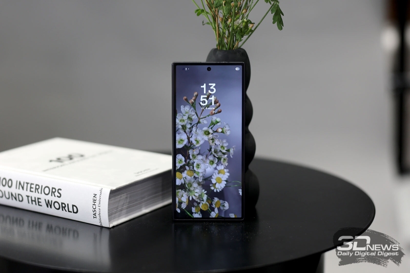 Первый взгляд на гибкие смартфоны Samsung Galaxy Z Fold7 и Samsung Galaxy Z Flip7