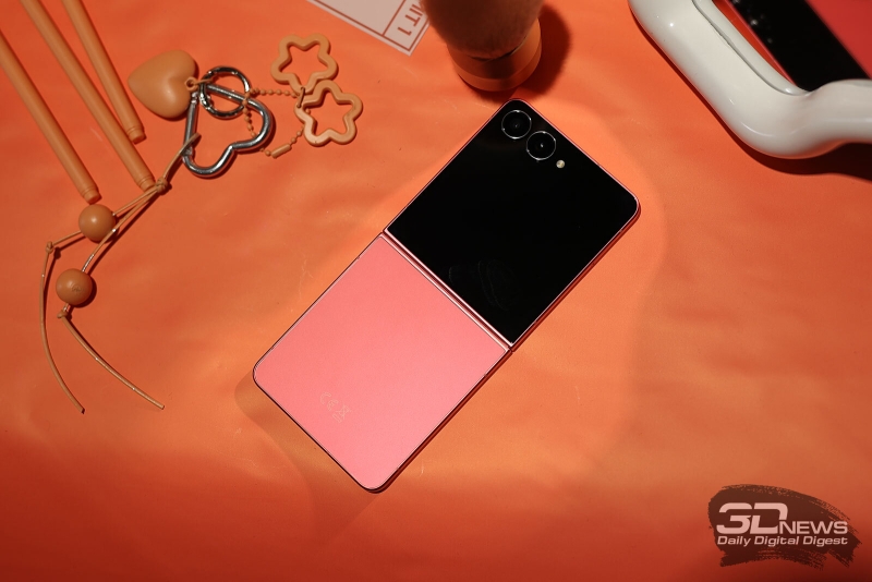 Первый взгляд на гибкие смартфоны Samsung Galaxy Z Fold7 и Samsung Galaxy Z Flip7