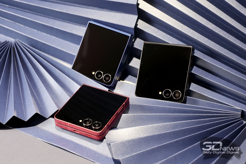 Первый взгляд на гибкие смартфоны Samsung Galaxy Z Fold7 и Samsung Galaxy Z Flip7