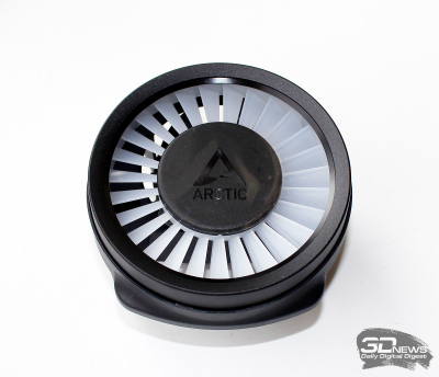 Система жидкостного охлаждения Arctic Liquid Freezer III Pro 360 A-RGB: новые вентиляторы &mdash; и точка