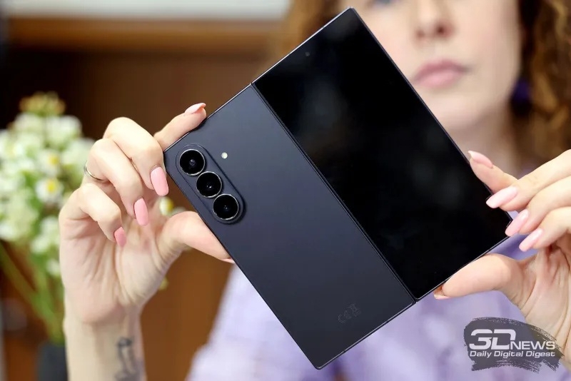 Сверхтонкий складной Samsung Galaxy Z Fold7 пережил тест на изгиб и другие испытания на прочность