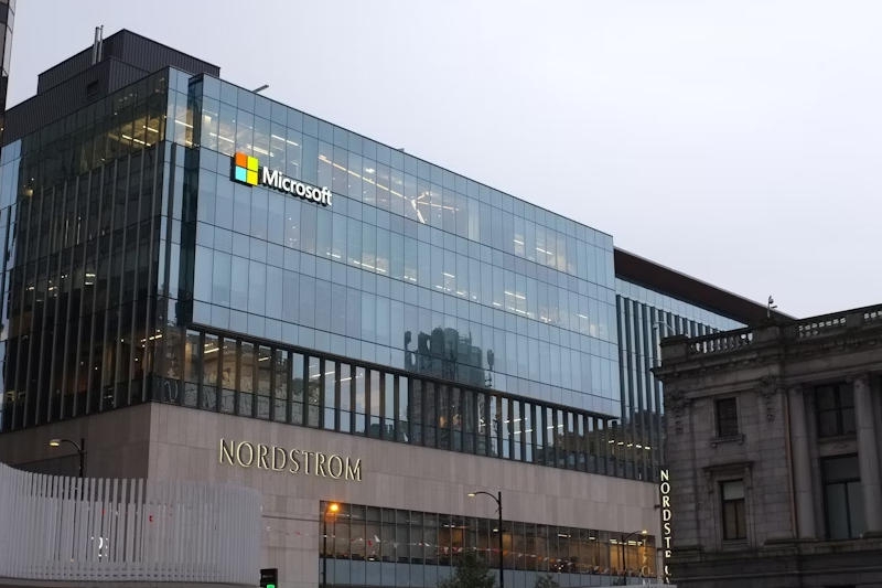 Xbox, Surface и Windows превратились в отстой &mdash; и это часть плана самой Microsoft