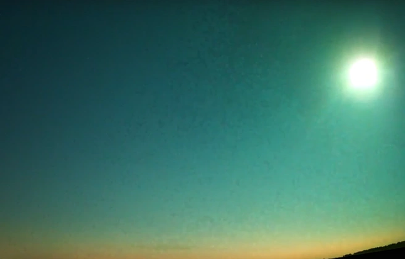 &laquo;Зачастили они&raquo;: болид озарил ночное небо над Челябинском