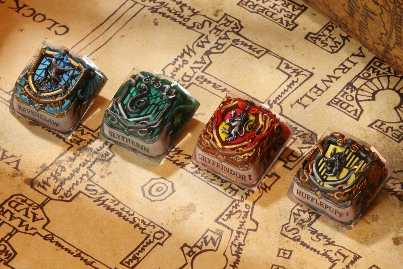 Drop представила механические клавиатуры для поклонников Гарри Поттера &mdash; в стиле всех факультетов Хогвартса