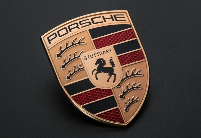 Еще один крупный автопроизводитель отказался от грандиозных планов на электромобили