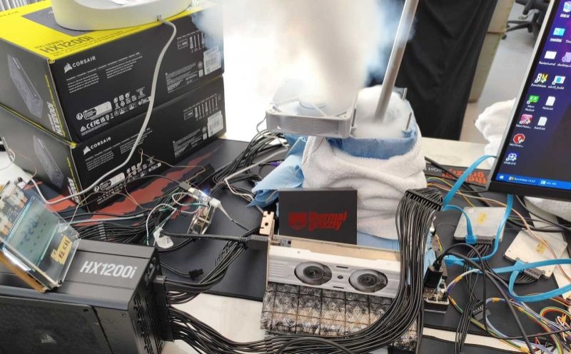 Intel Core i9-14900KF удалось разогнать до рекордной частоты 9130 МГц под жидким гелием