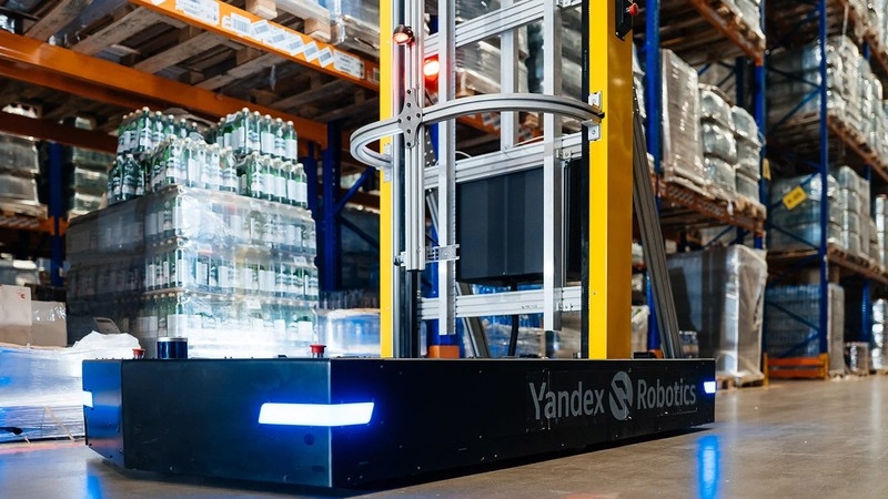 «Яндекс» запустил для бизнеса услугу подписки на роботов