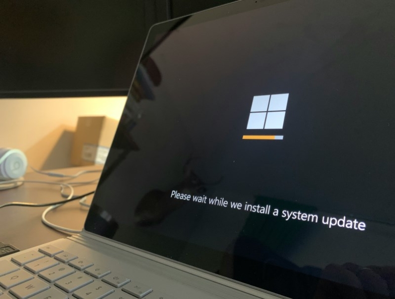 Калифорниец подал в суд на Microsoft из-за прекращения поддержки Windows 10