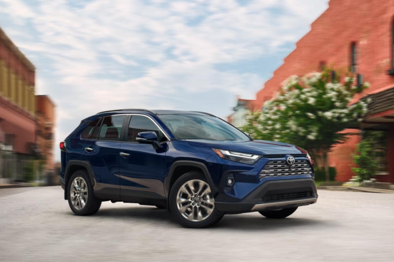 Крупнейшие автопроизводители оказались никудышными разработчиками ПО