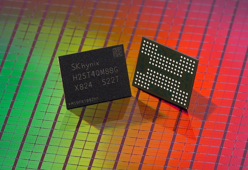 Первую в мире 321-слойную флеш-память 3D QLC NAND начала массово выпускать&nbsp;SK hynix