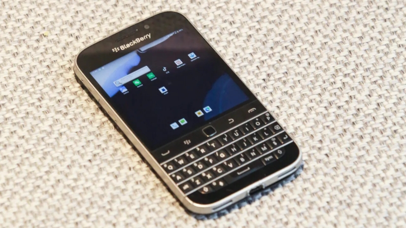 Реинкарнация: китайцы переделали BlackBerry Classic в современный Android-смартфон за $400