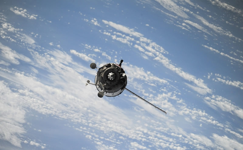 WhatsApp получит поддержку голосовых и видеозвонков через спутник, но пока только на&nbsp;Google Pixel 10