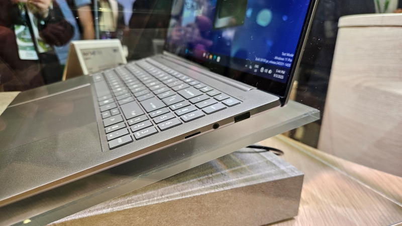 Acer показала первый ноутбук на Intel Panther Lake — Swift 16 AI с гигантским тачпадом