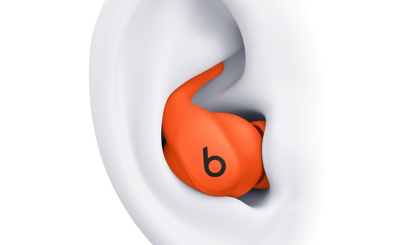 Apple представила наушники Powerbeats Fit за $200 с гибкой конструкцией для спорта и не только