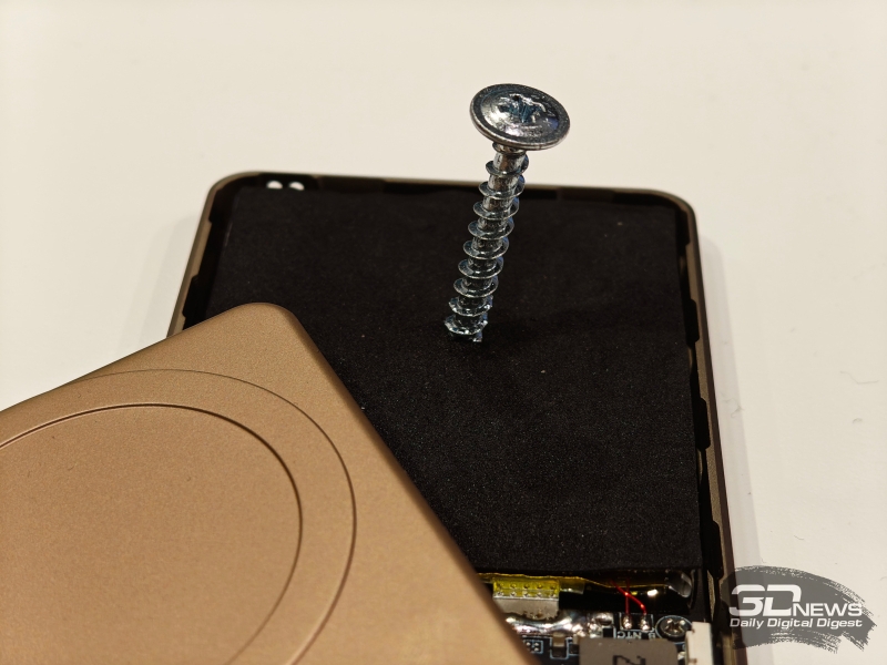 BMX представила пауэрбанки SolidSafe на твердотельных аккумуляторах, которые не загорятся