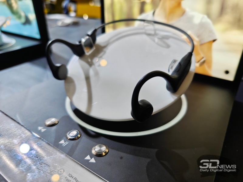 Doogee представила на IFA 2025 беспроводные наушники для плавания, защищённые смарт-часы и не только