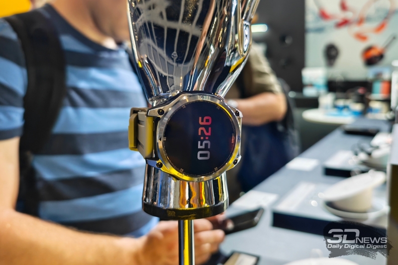 Doogee представила на IFA 2025 беспроводные наушники для плавания, защищённые смарт-часы и не только