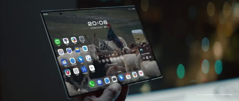 Huawei представила второй в мире трёхстворчатый складной смартфон Mate XTs за&nbsp;$2500