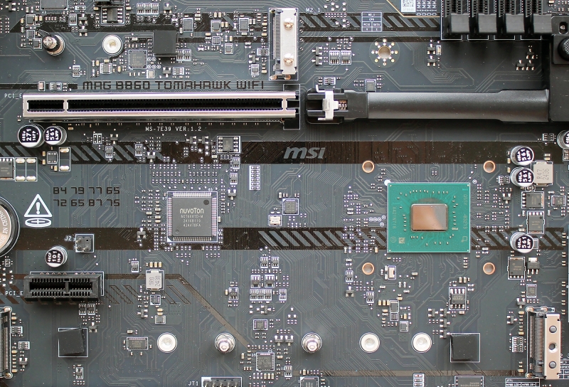 Обзор материнской платы MSI MAG B860 Tomahawk WiFi: превосходя ожидания