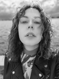 Обзор складного смартфона HONOR Magic V5: снова самый тонкий, но есть нюансы