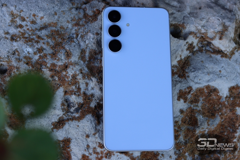 Первый взгляд на смартфон Samsung Galaxy S25 FE и планшеты Samsung Galaxy Tab S11/S11 Ultra