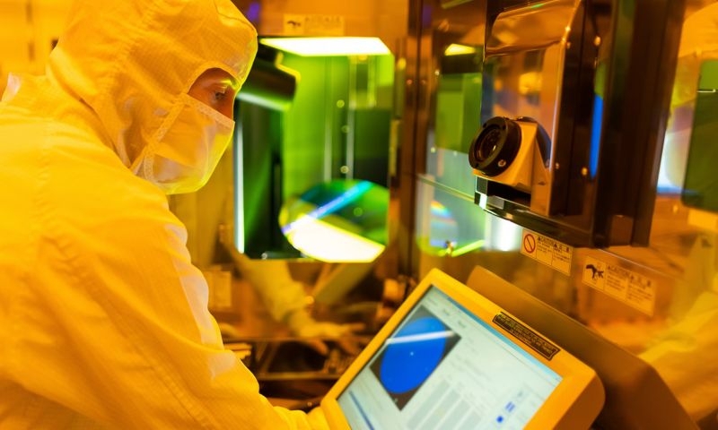 Прогноз по выручке Micron на текущий квартал превысил ожидания рынка на фоне бума ИИ