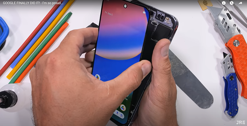 Разобрать Google Pixel 10 Pro XL оказалось проще простого &mdash; возможно, это самый ремонтопригодный флагман