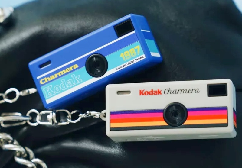 Спасаясь от банкротства, Kodak выпустила 30-граммовую 30-долларовую ностальгическую фотокамеру Charmerа