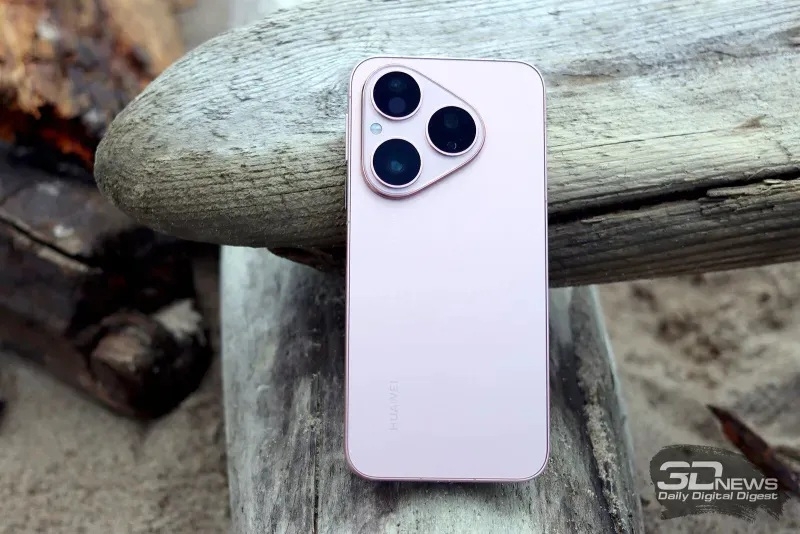 В России поступил в продажу флагманский смартфон Huawei Pura 80